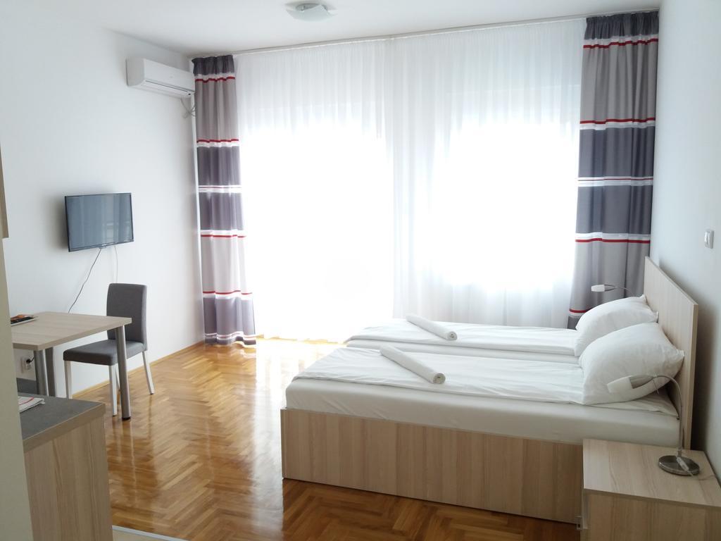 Apartment Subotica Exteriör bild